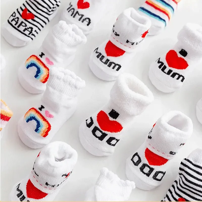 Baby Clothing Dividers - 春夏ベビーガールズボーイズ綿ソフト暖かい靴下新生児幼児レタープリント幼児服アクセサリー