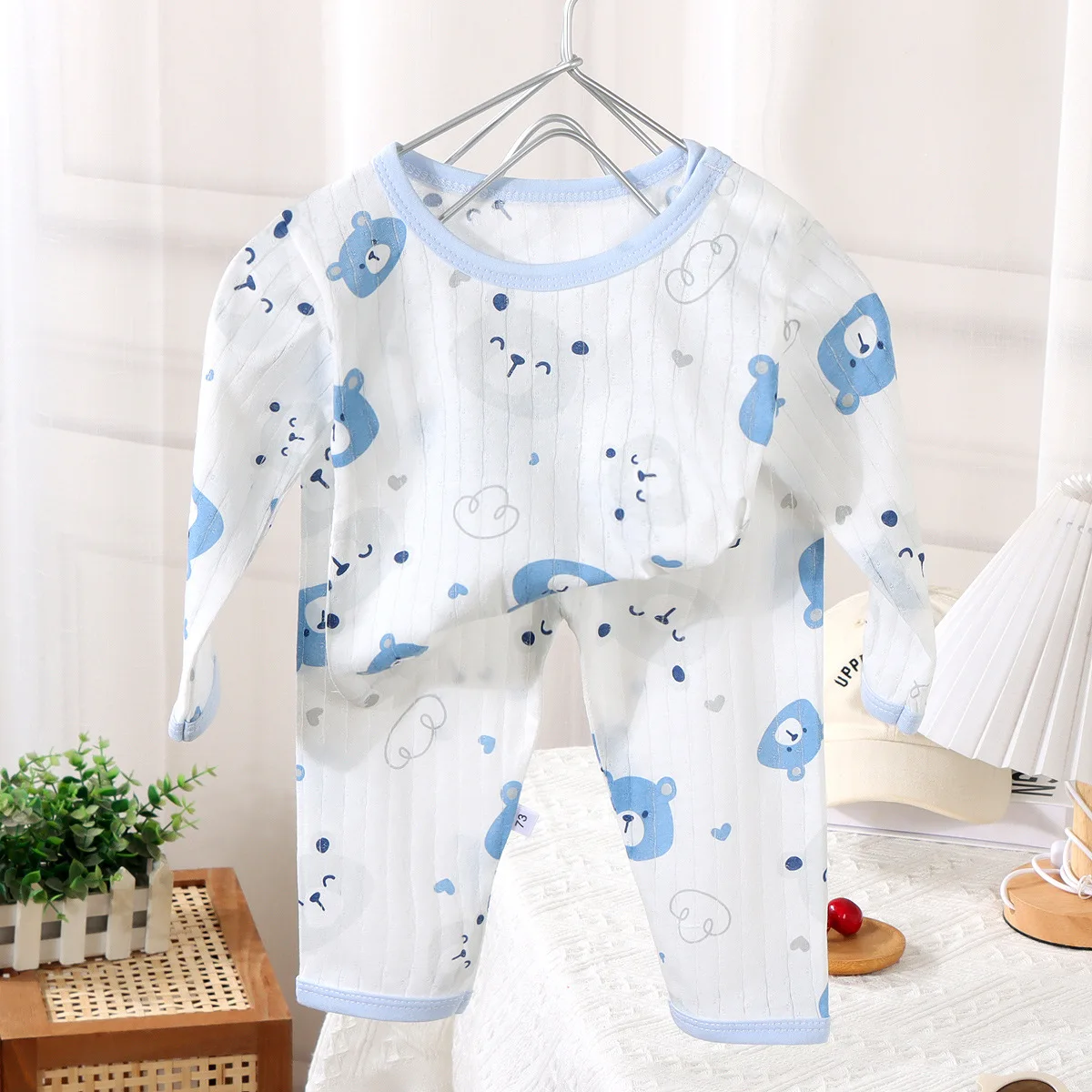 2024 新しいベビー綿ホーム服子供のクラススーツ男の子女の - Baby Clothing Dividers のレビューと価格